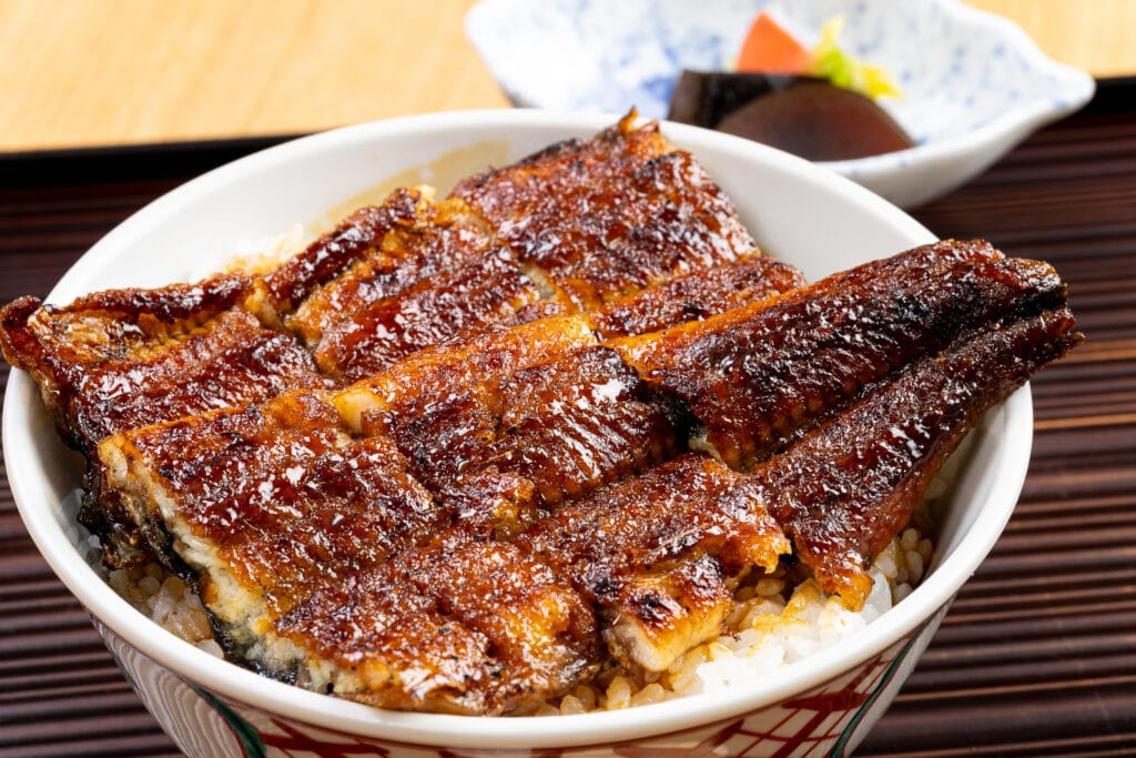 上鰻丼のアップ写真